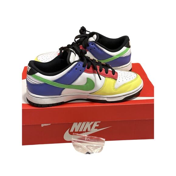 Size 8 - Nike Dunk Low Green Strike W - Picture 6 of 8